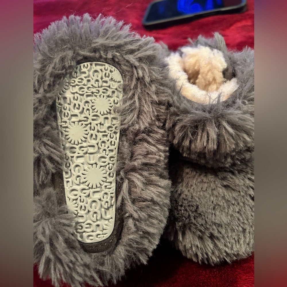 Infant Uggs - Picture 2 of 3